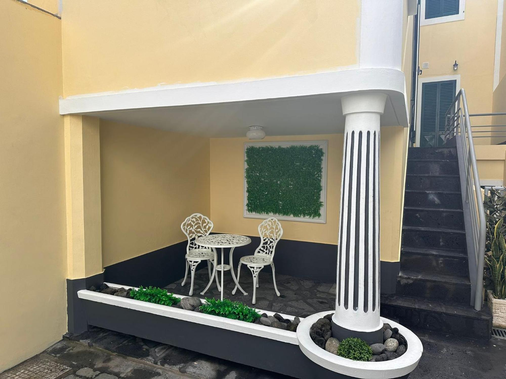 Azor International Hostel Ponta Delgada Exterior foto